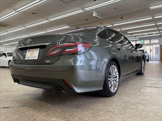 TOYOTA CROWN sedan hybrid 2018