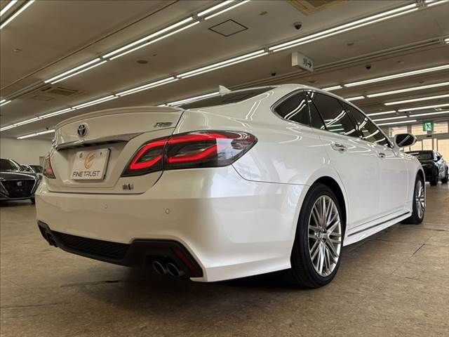 TOYOTA CROWN sedan hybrid 2021