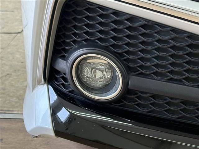 TOYOTA CROWN sedan hybrid 2021