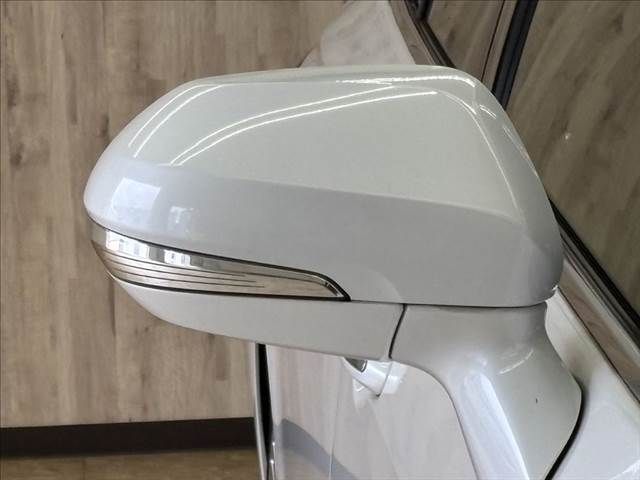 TOYOTA CROWN sedan hybrid 2021