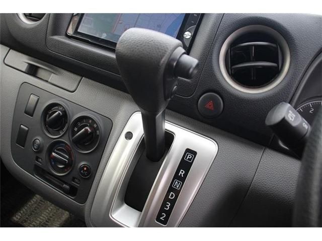 NISSAN NV350 CARAVAN 2018