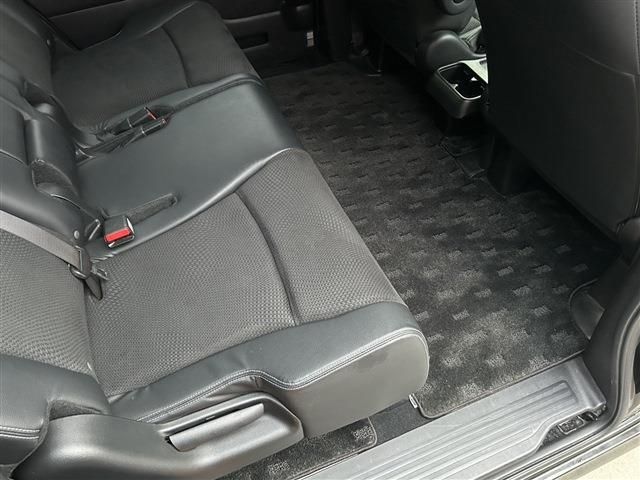 HONDA STEPWAGON SPADA 2012