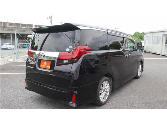 TOYOTA ALPHARD 2015