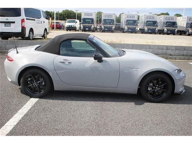MAZDA ROADSTER 2025