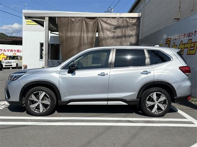 SUBARU FORESTER 2019