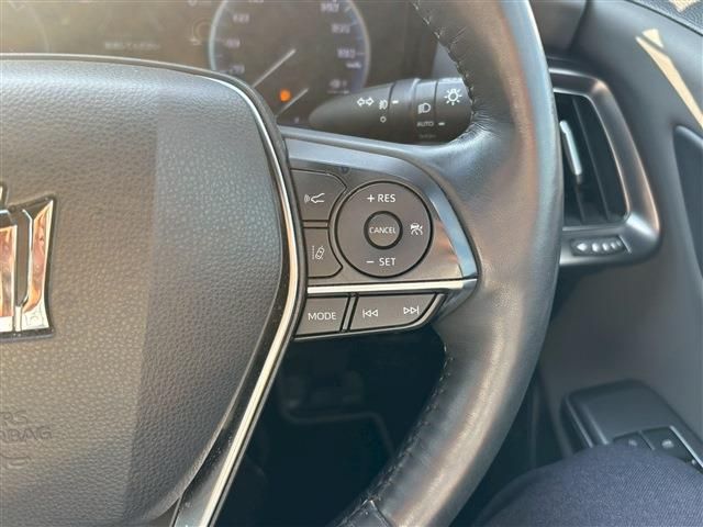 TOYOTA CROWN sedan hybrid 2022