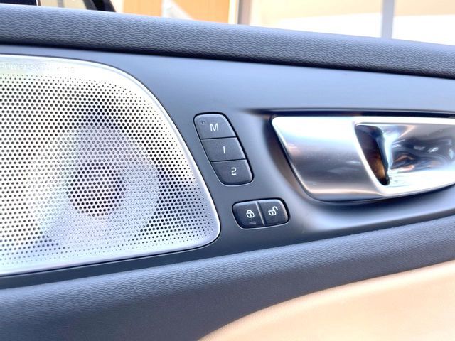 VOLVO VOLVO V60 2024