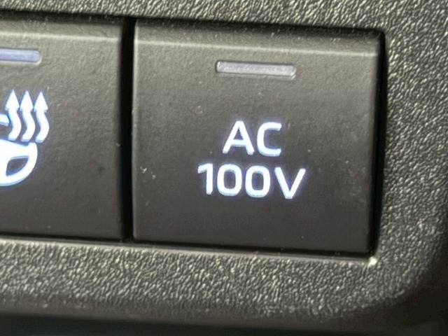 TOYOTA SIENTA HYBRID 2023