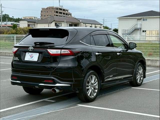 TOYOTA HARRIER 2WD 2018