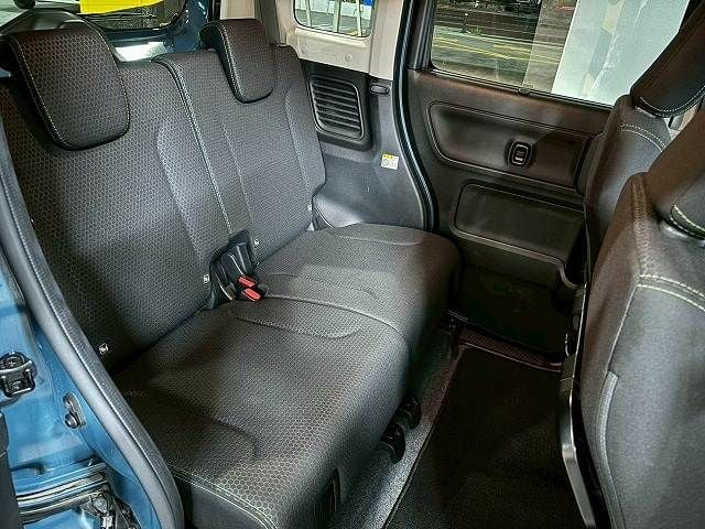 SUZUKI Spacia GEAR 2023