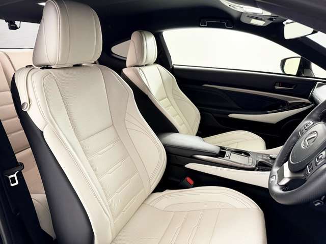 TOYOTA LEXUS RC300h 2023