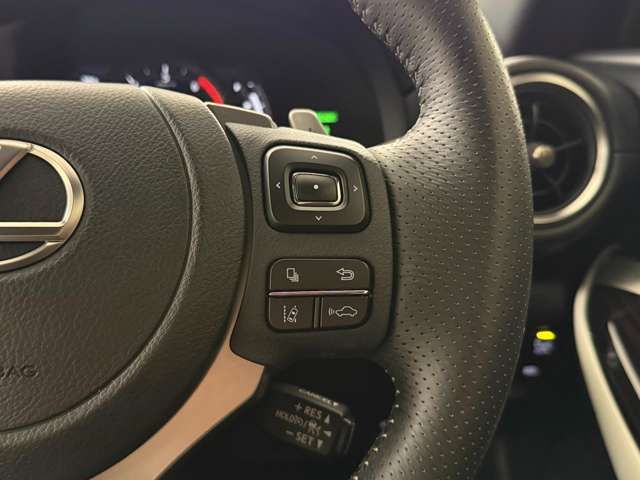 TOYOTA LEXUS RC300h 2023