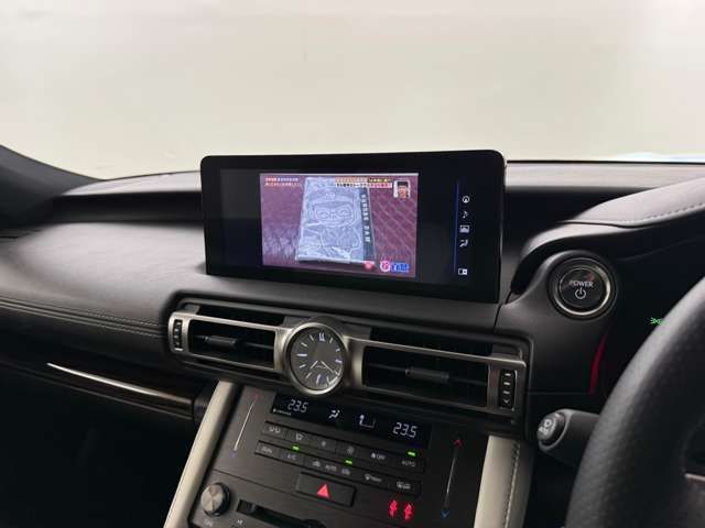 TOYOTA LEXUS RC300h 2023