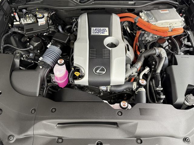 TOYOTA LEXUS RC300h 2023