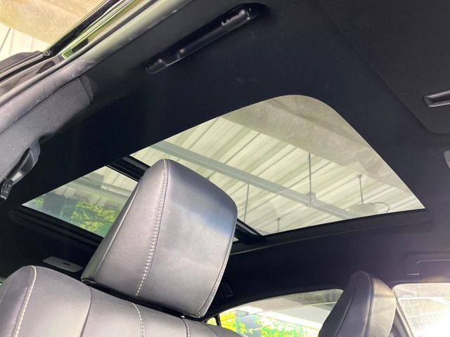 TOYOTA HARRIER 2WD 2019