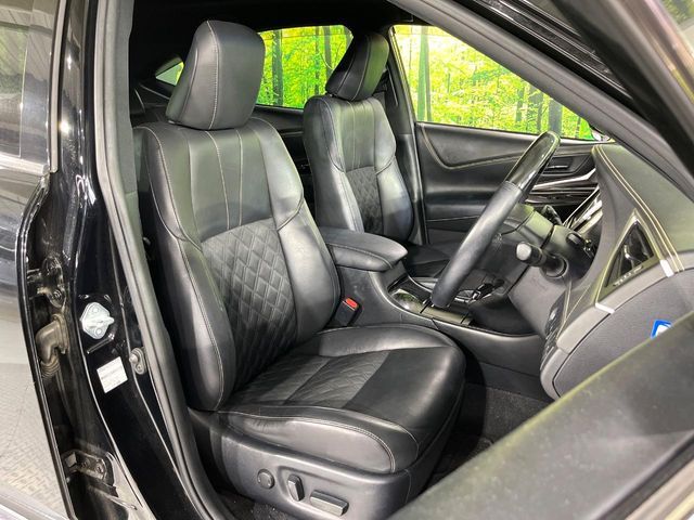 TOYOTA HARRIER 2WD 2019