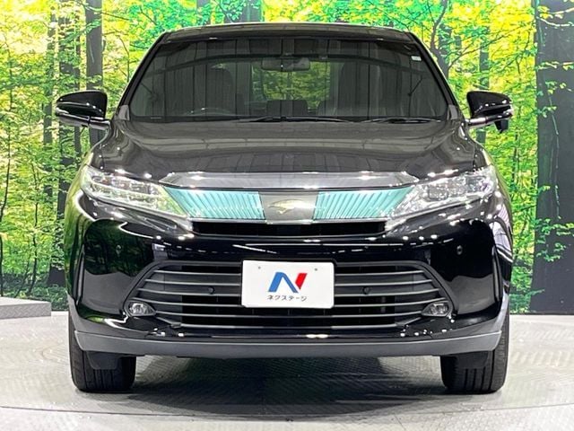 TOYOTA HARRIER 2WD 2019