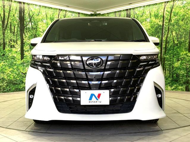 TOYOTA ALPHARD 2024