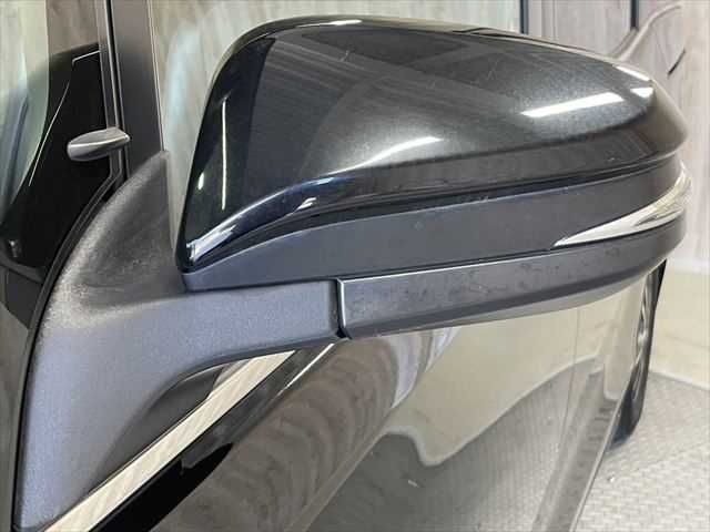 TOYOTA ESQUIRE HYBRID 2017