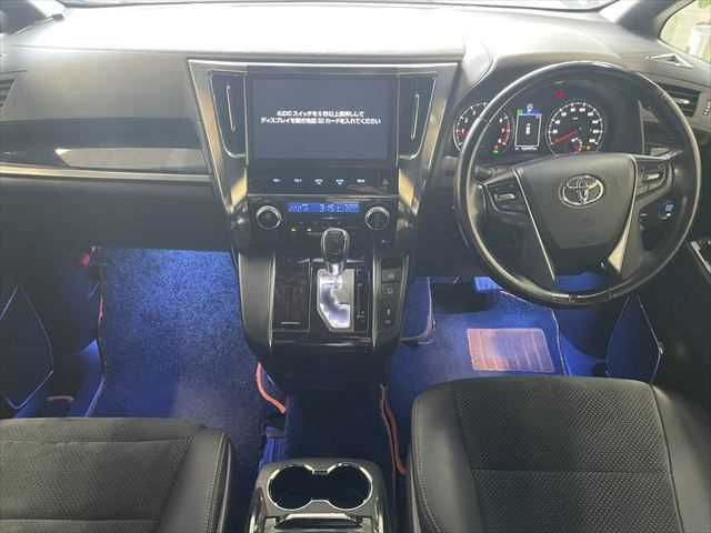 TOYOTA ALPHARD 2016