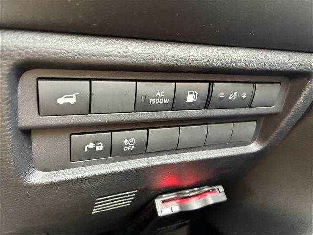 MITSUBISHI OUTLANDER PHEV 2023