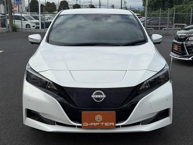 NISSAN LEAF 2023
