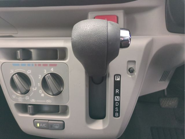 DAIHATSU MIRA e:S 2019