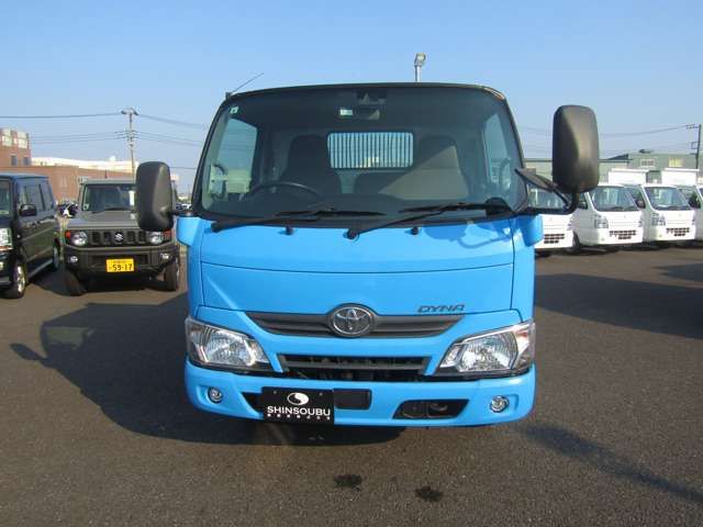 TOYOTA DYNA 2019