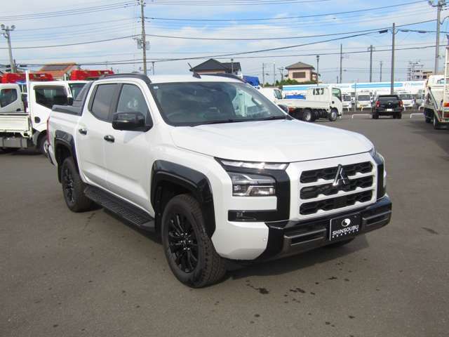 MITSUBISHI TRITON 2025