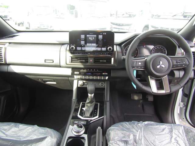 MITSUBISHI TRITON 2025