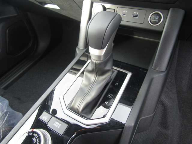 MITSUBISHI TRITON 2025