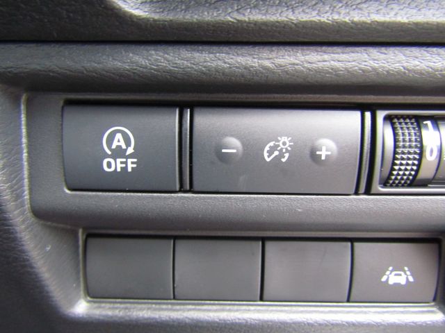 MITSUBISHI TRITON 2025