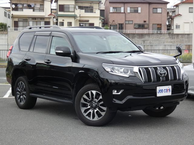TOYOTA LANDCRUISER PRADO 2023
