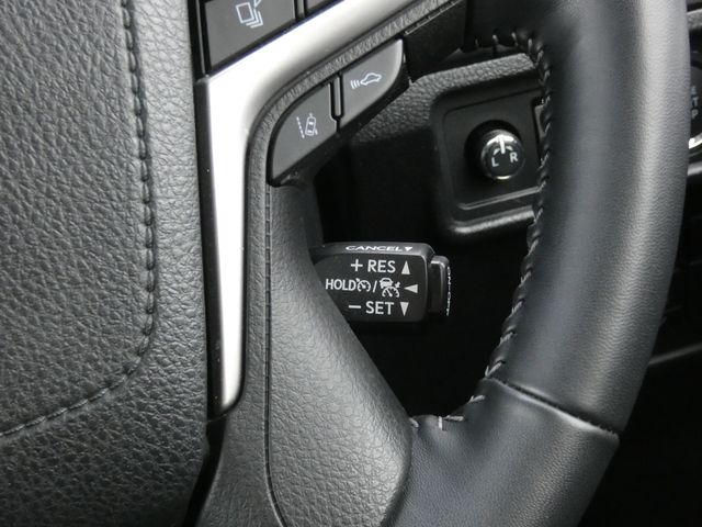 TOYOTA LANDCRUISER PRADO 2023