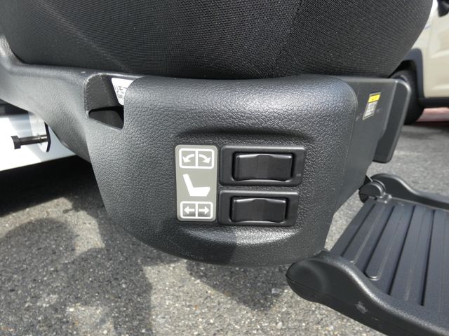 NISSAN SERENA  WG 2023