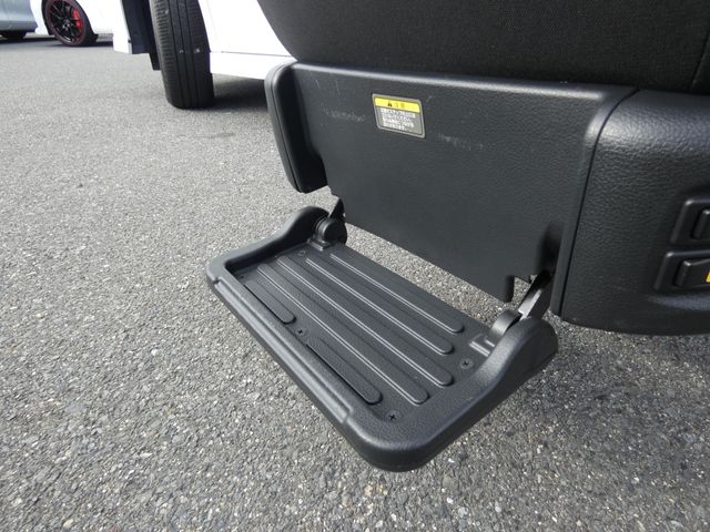 NISSAN SERENA  WG 2023