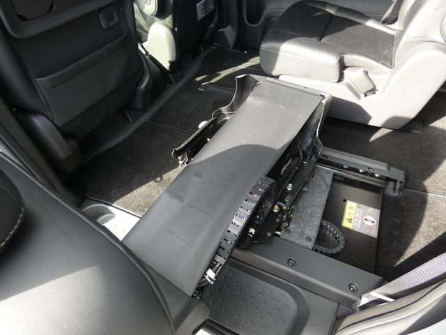 NISSAN SERENA  WG 2023