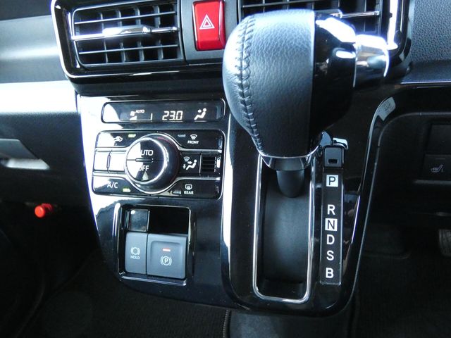 DAIHATSU TANTO CUSTOM 2022