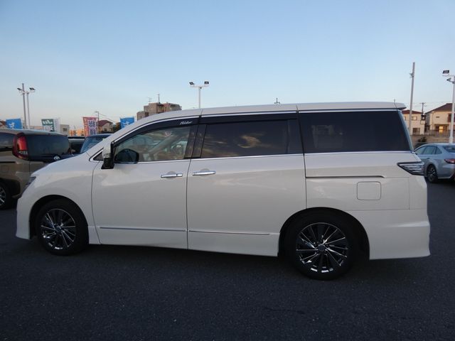 NISSAN ELGRAND 2015