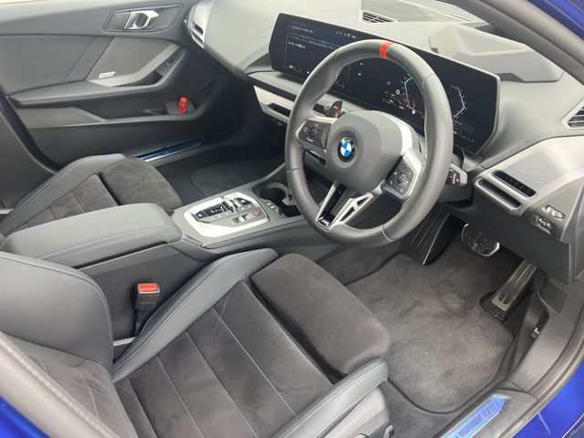 BMW BMW 1series 2024