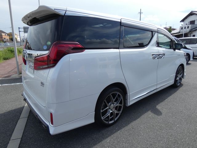 TOYOTA ALPHARD hybrid 4WD 2021