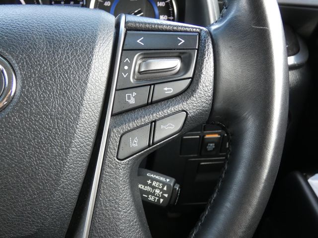 TOYOTA ALPHARD hybrid 4WD 2021