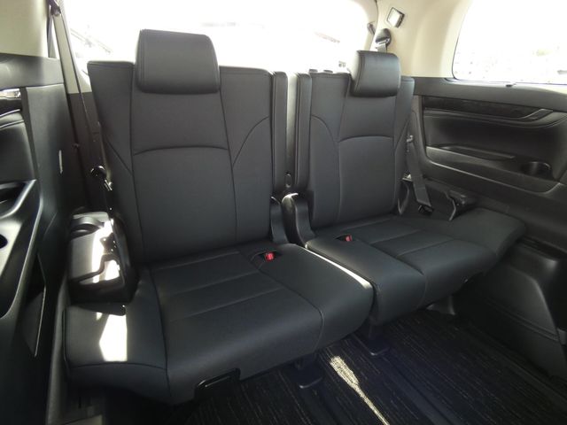 TOYOTA ALPHARD hybrid 4WD 2021