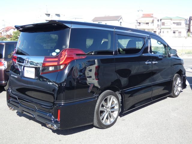 TOYOTA ALPHARD 2015