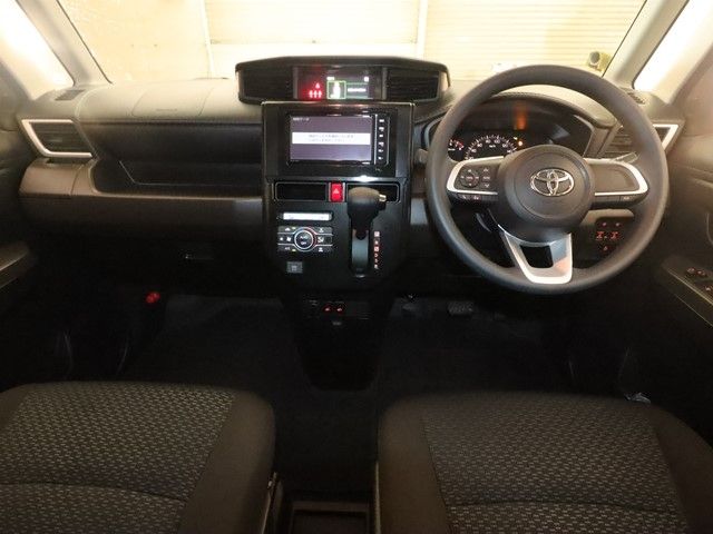 TOYOTA ROOMY 2020