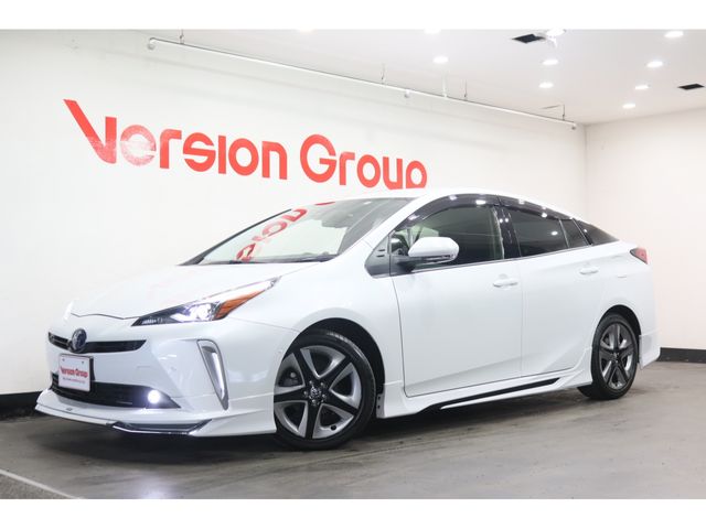 TOYOTA PRIUS 2022