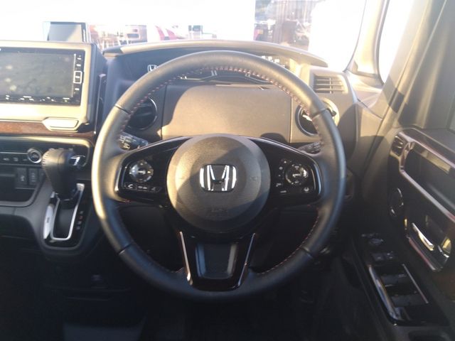 HONDA N BOX CUSTOM 2021