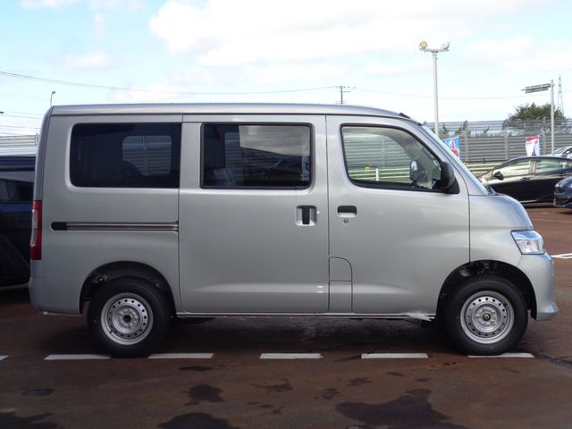 TOYOTA TOWNACE van 4WD 2025