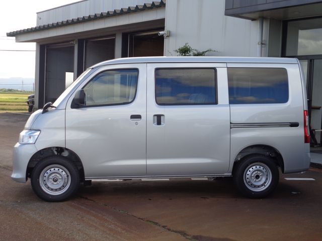 TOYOTA TOWNACE van 4WD 2025
