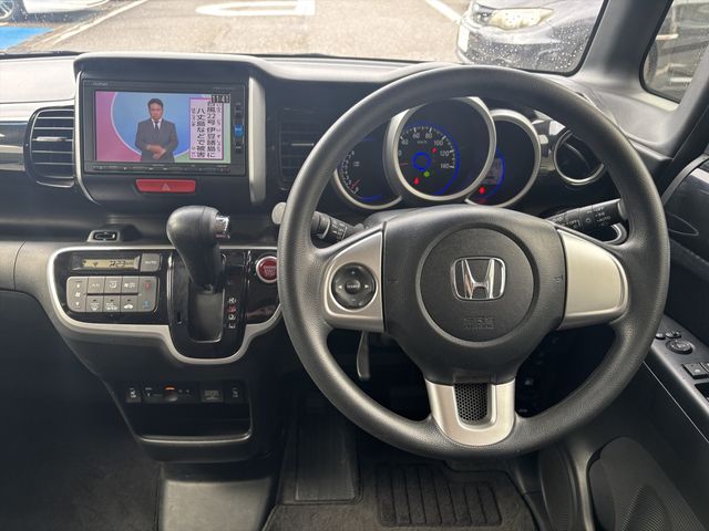 HONDA N BOX CUSTOM 2017